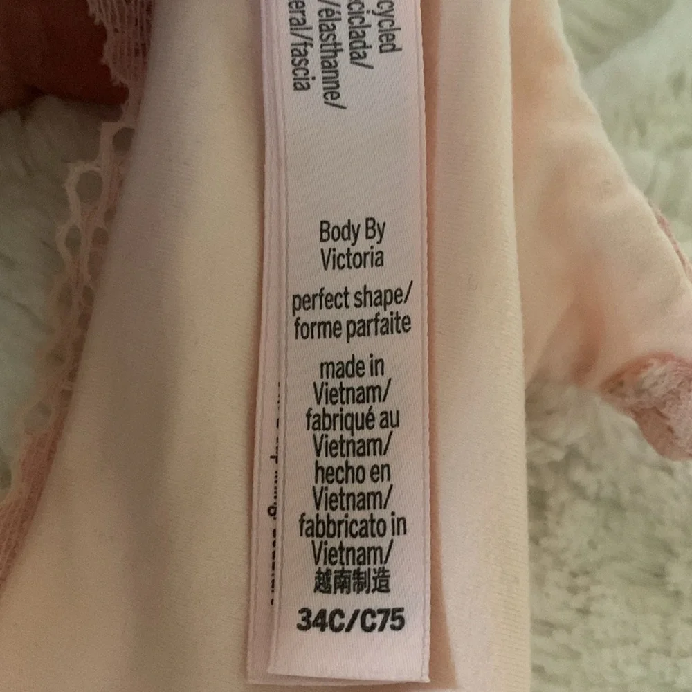 Victoria's Secret Bra Bundle -Black, Mauve, Pink. - Picture 4 of 5